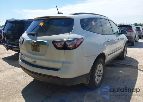 2017 Chevrolet Traverse Ls z USA, uszkodzony, nr VIN 1GNKRFKD2HJ243839